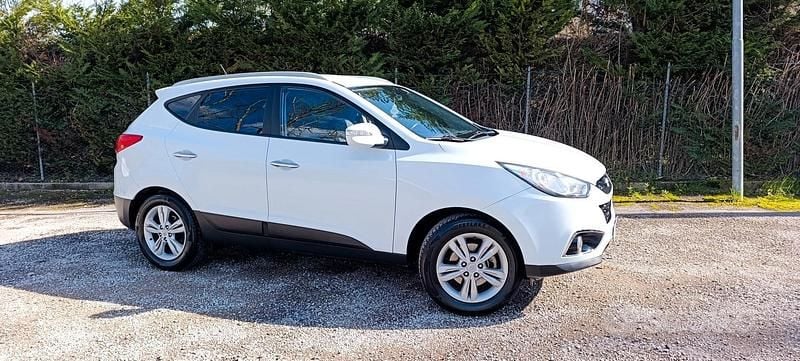 Usata Hyundai ix35 115 CV (84 kW) 2011 Bianco SUV