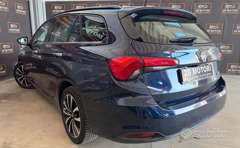 Usata Fiat Tipo Lounge 95 CV (69 kW) 2018 Blu Station wagon
