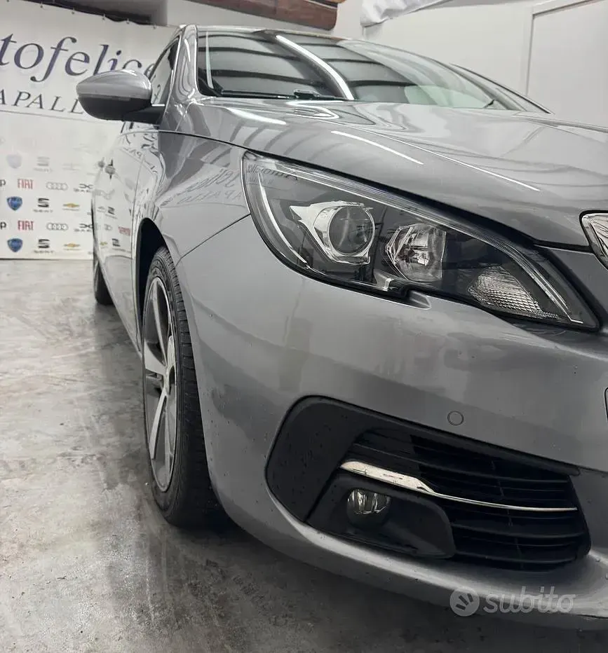 Usata Peugeot 308 GT-line 120 CV (88 kW) 2017 Grigio Station wagon