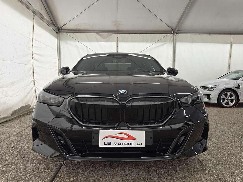 Usata BMW 520 M Sport 197 CV (144 kW) 2025 Nero Berlina