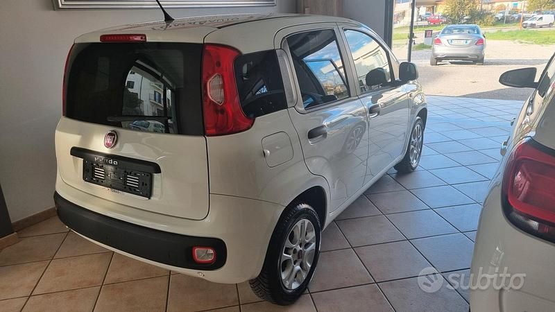 Usata Fiat Panda Lounge 69 CV (50 kW) 2018 Bianco Utilitaria
