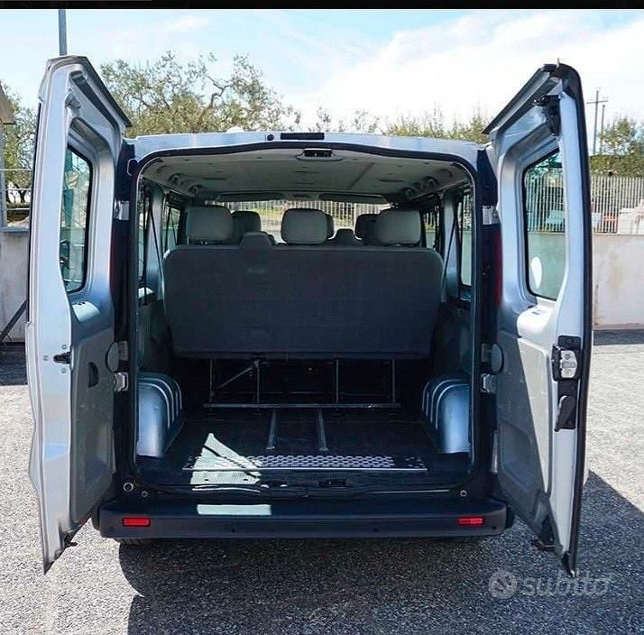 Usata Opel Vivaro 2007 Monovolume