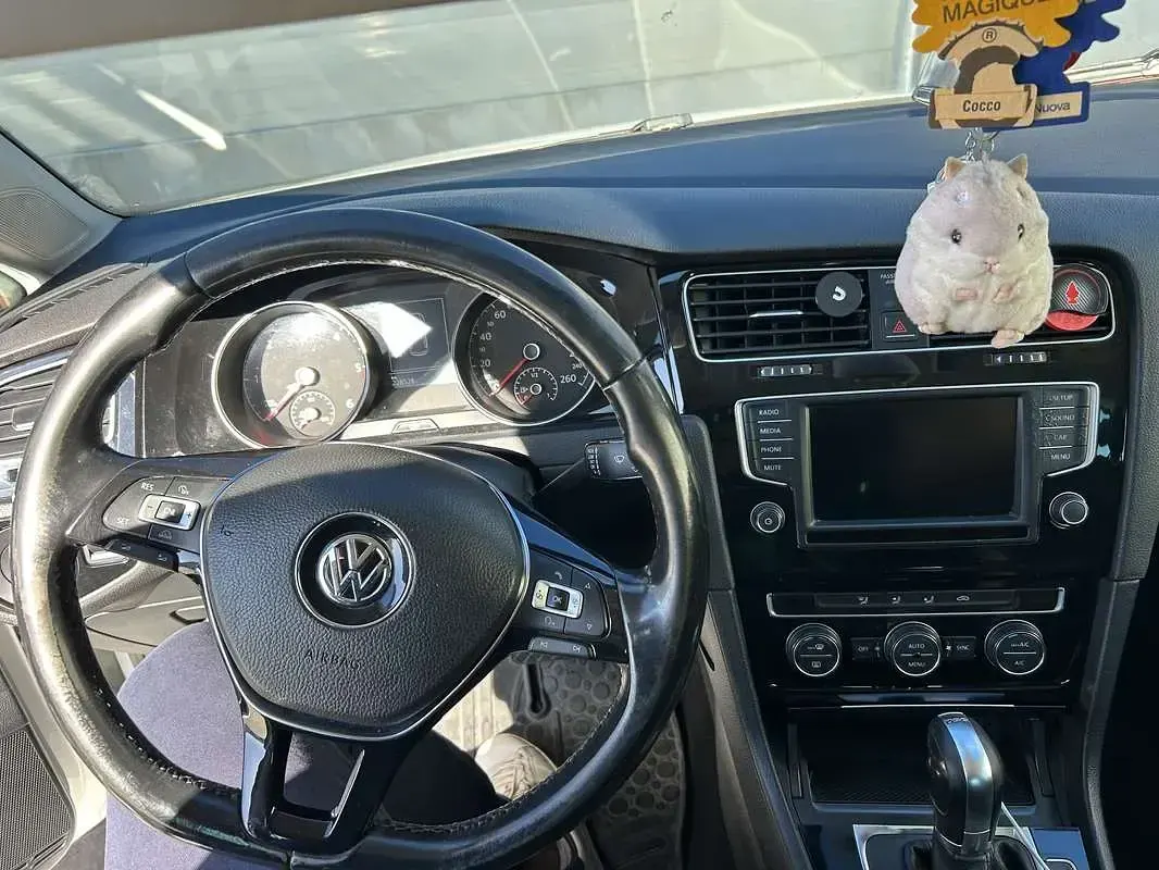 Brugt VW Golf VII Highline 110 HK (80 kW) 2015 Hvid Sedan