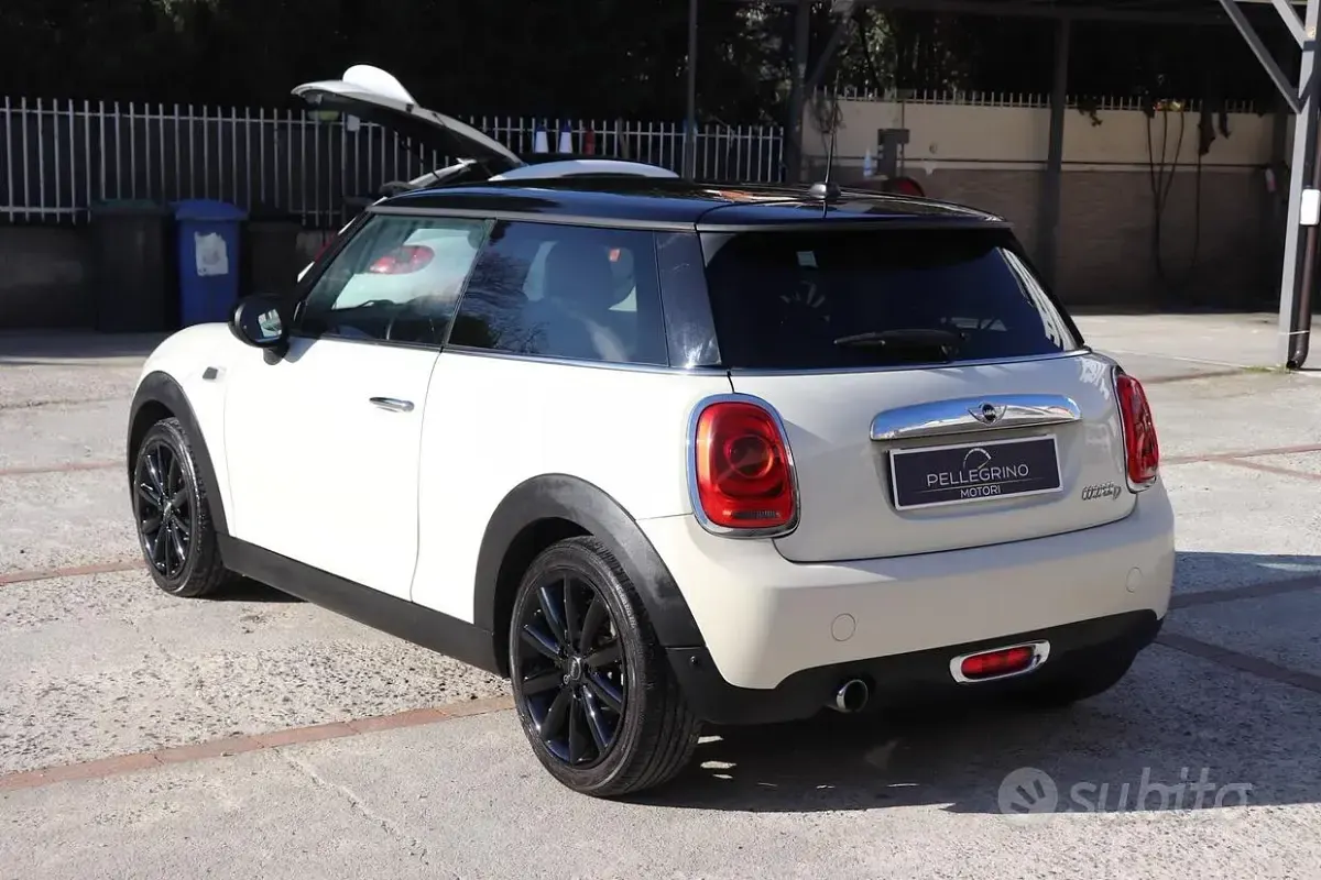 Usata Mini One D 116 CV (85 kW) 2016 Beige Utilitaria