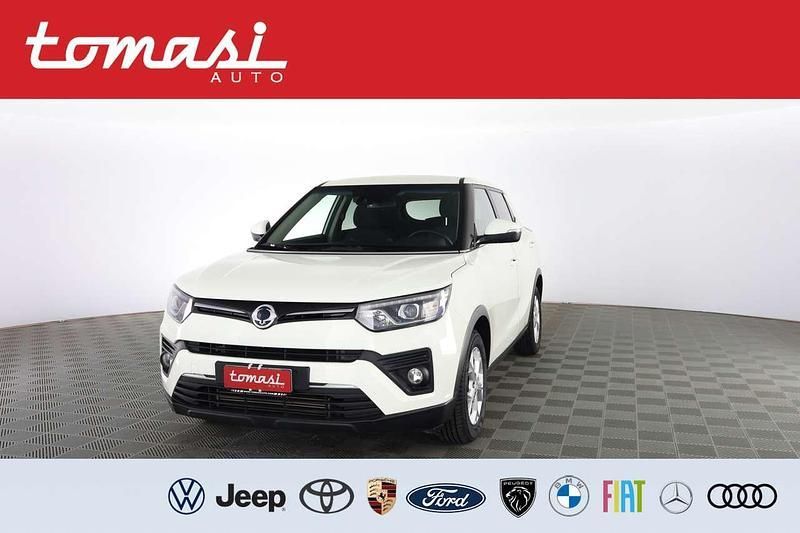 Grand white Usata 2022 Ssangyong (KGM) Tivoli SUV | 12.490 € (Ottimo prezzo) - Immagine 1/4