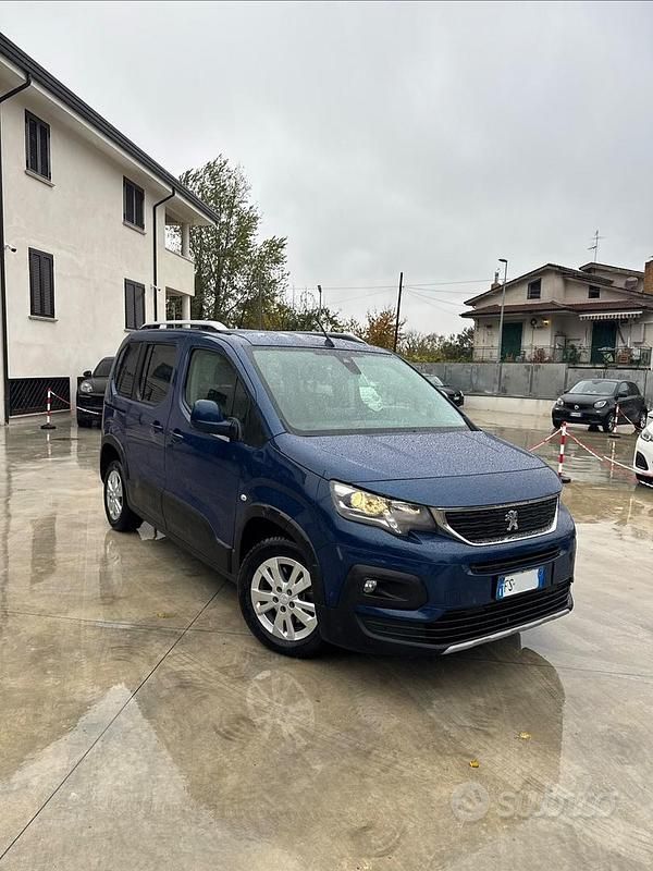 Usata Peugeot Rifter GT-line 130 CV (95 kW) 2018 Blu Monovolume