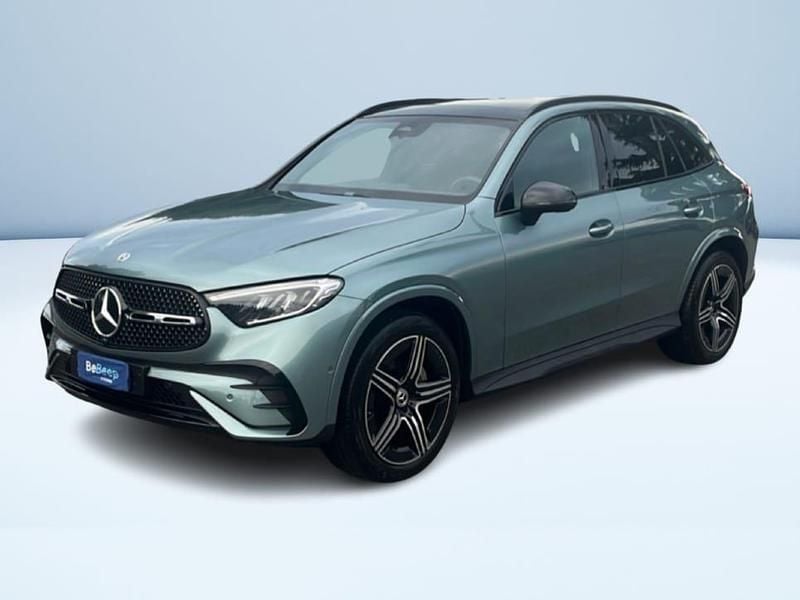 Verde Usata 2024 Mercedes GLC220 Advanced SUV | 52.700 € (Buon prezzo) - Immagine 1/4