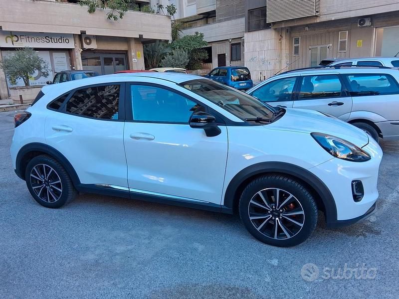 Usata Ford Puma Titanium 125 CV (91 kW) 2021 Bianco Berlina