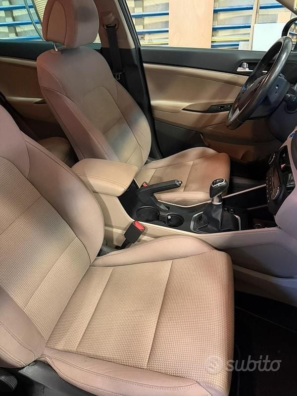 Usata Hyundai Tucson 2016 Grigio SUV