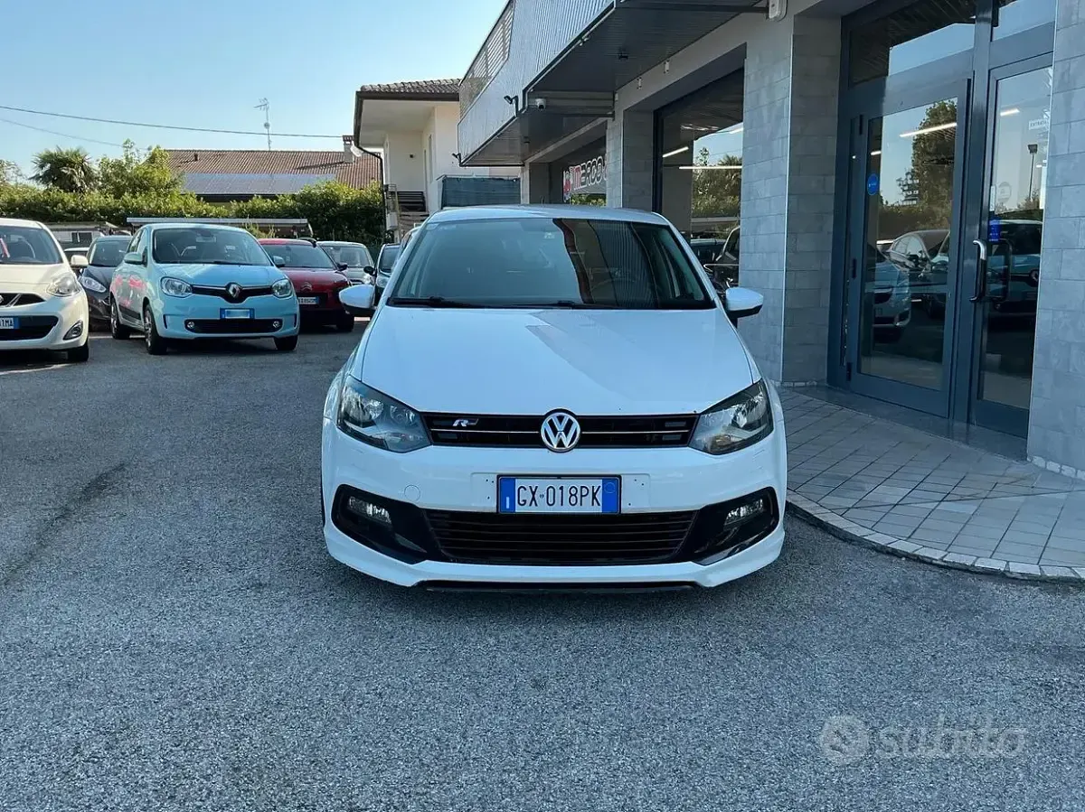 Usata VW Polo Comfortline 90 CV (66 kW) 2012 Bianco Utilitaria