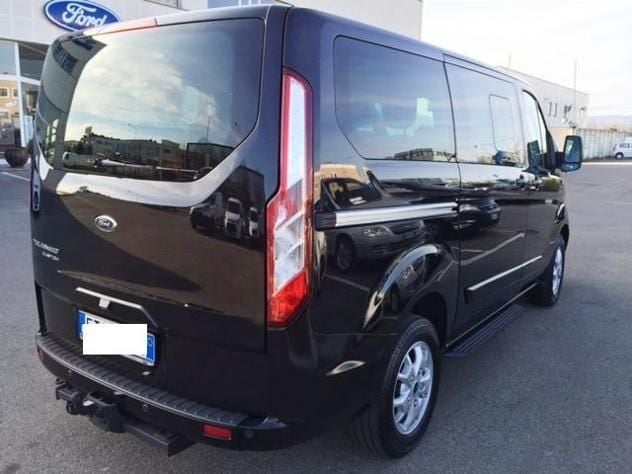 Sold Ford Tourneo Custom 300 2 T Used Cars For Autouncle Usata Ford Tourneo Custom 300 2 Tdci 155cv Limited