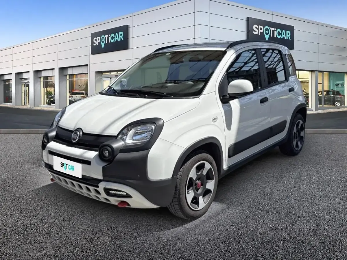 Usata Fiat Panda Cross Cross 70 CV (51 kW) 2023 Utilitaria