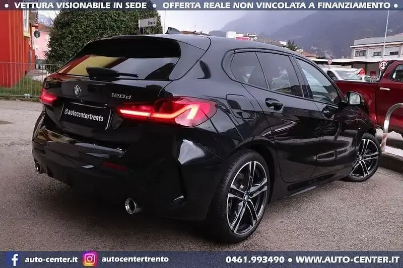 Usata BMW 120 M Sport 190 CV (139 kW) 2020 Nero Utilitaria