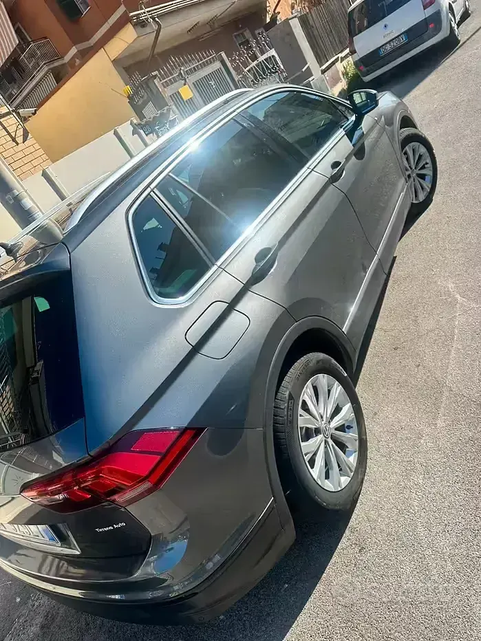 Usata VW Tiguan 116 CV (85 kW) 2018 Grigio SUV