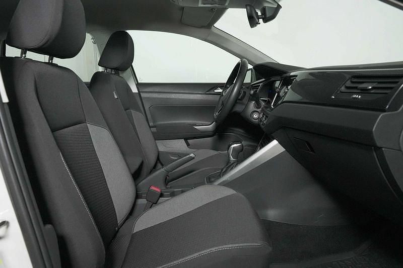 Usata VW Polo Life 95 CV (69 kW) 2023 Grigio Utilitaria