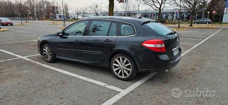 Usata Renault Laguna III 150 CV (110 kW) 2008 Nero Station wagon