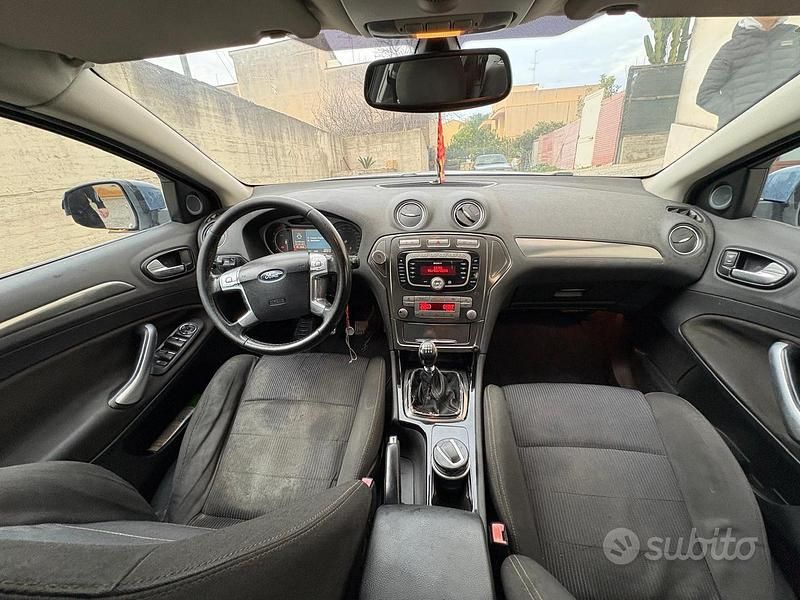 Usata Ford Mondeo 140 CV (102 kW) 2008 Grigio Station wagon