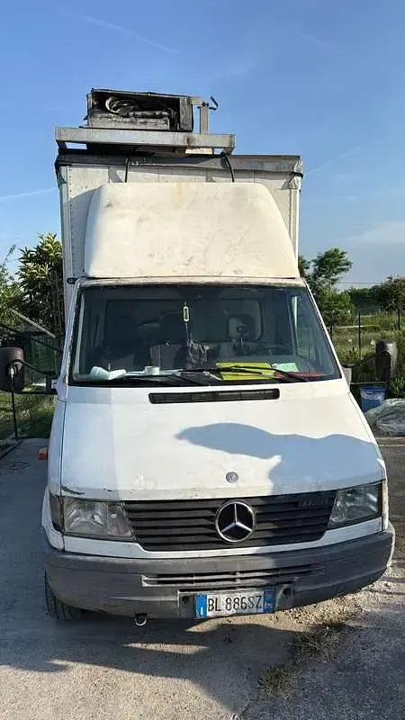 Usata Mercedes Sprinter 105 CV (77 kW) 2000