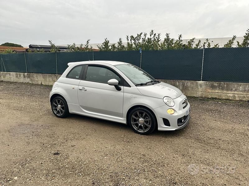 Usata Abarth 595 140 CV (102 kW) 2016 Grigio Berlina
