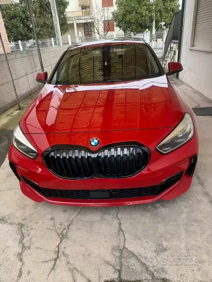 Usata BMW 116 116 CV (85 kW) 2020 Rosso Utilitaria