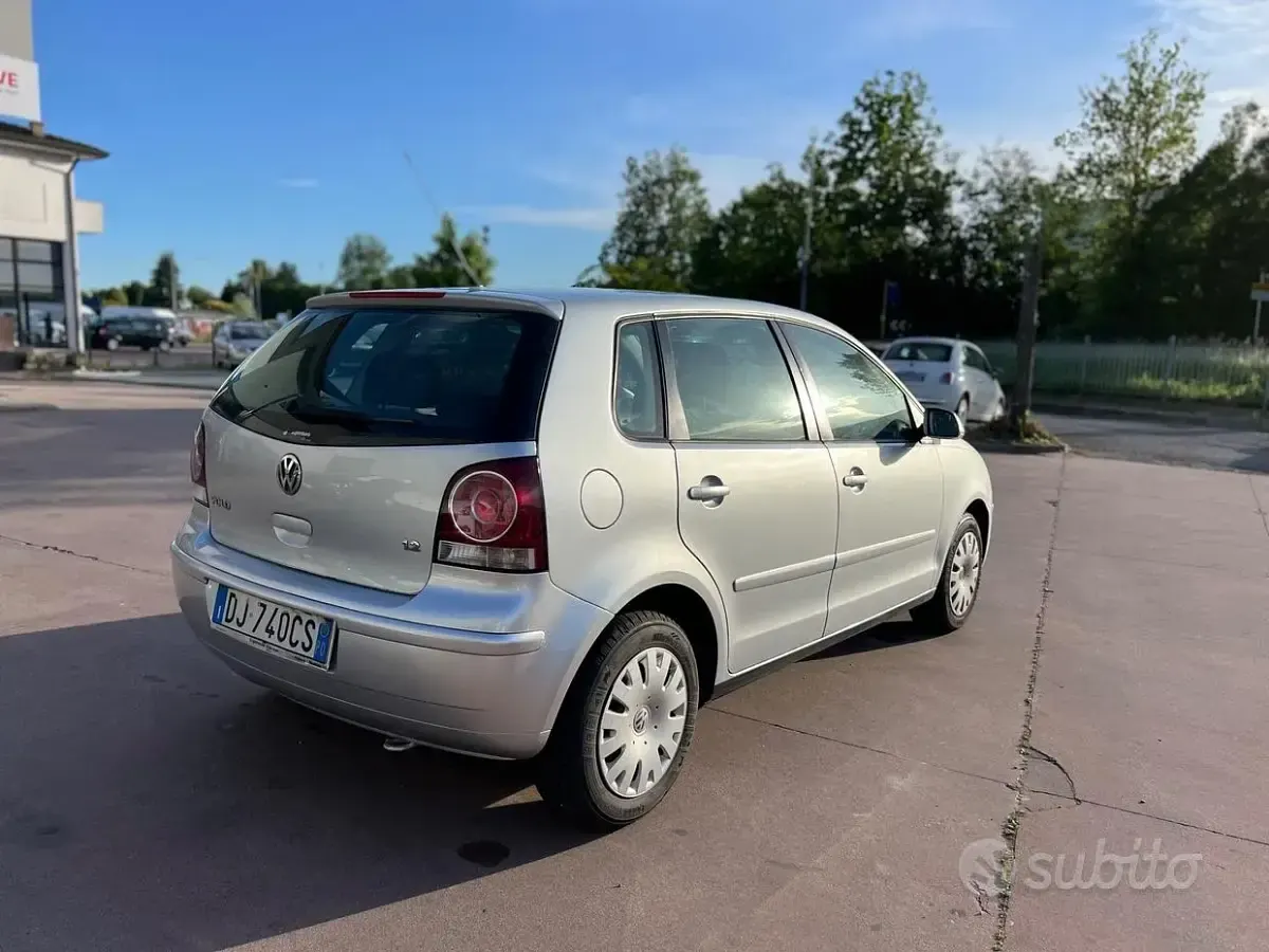 Usata VW Polo United 69 CV (50 kW) 2008 Grigio Utilitaria