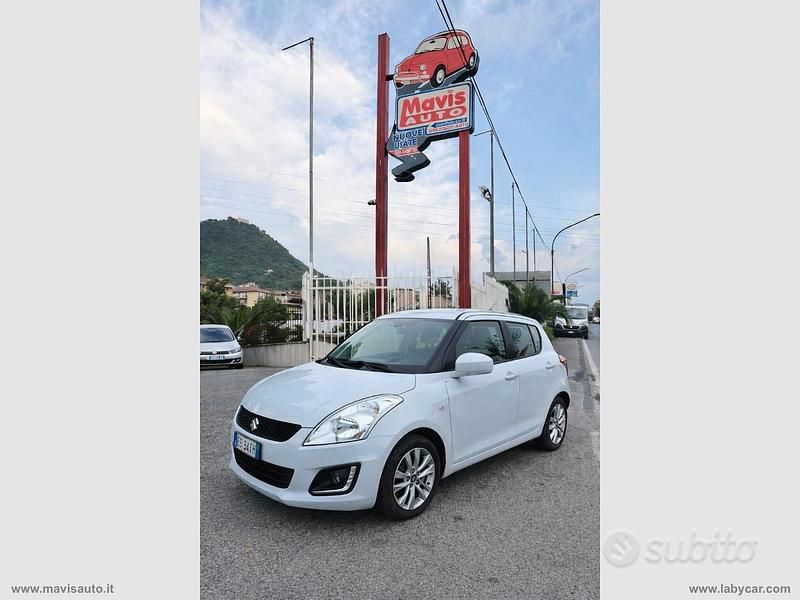 Usata Suzuki Swift 75 CV (55 kW) 2015 Bianco Utilitaria
