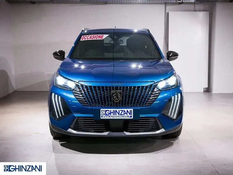 Usata Peugeot 2008 Allure 102 CV (75 kW) 2025 Blu SUV