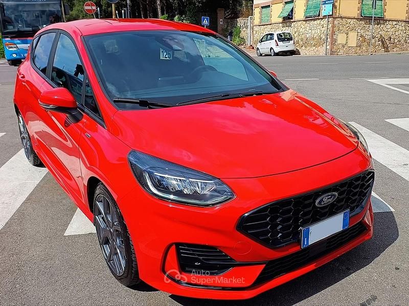 Usata Ford Fiesta 124 CV (91 kW) 2022 Rosso Utilitaria