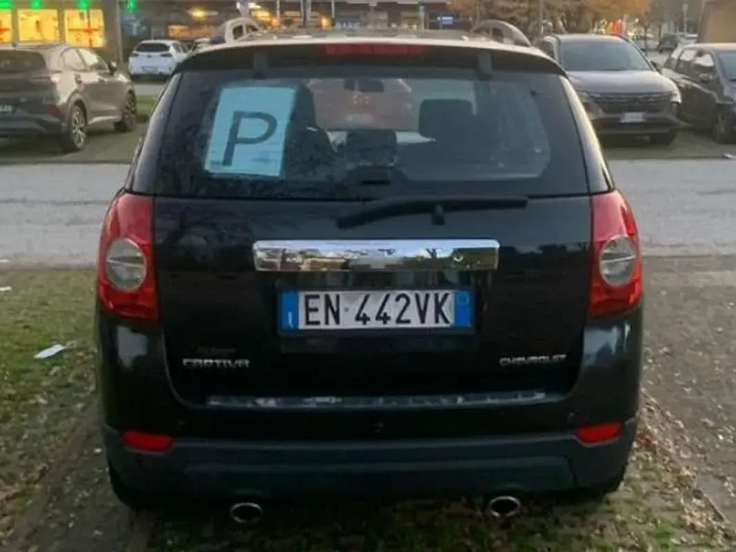 Usata Chevrolet Captiva LT 163 CV (119 kW) 2012 Nero SUV