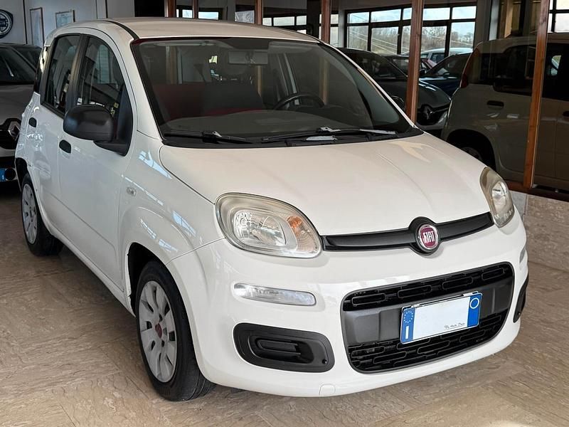 Usata Fiat Panda Pop 75 CV (55 kW) 2013 Bianco Utilitaria