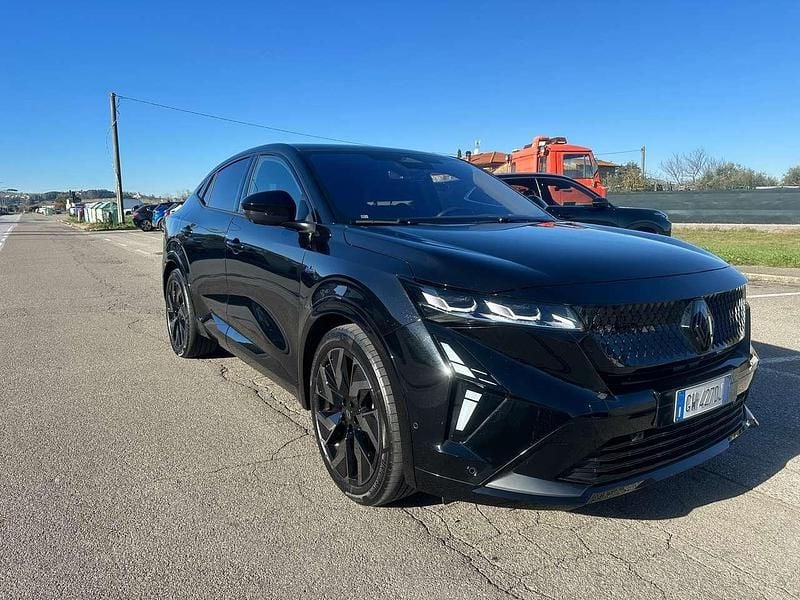 Usata Renault Rafale Esprit Alpine 131 CV (96 kW) 2024 Nero SUV