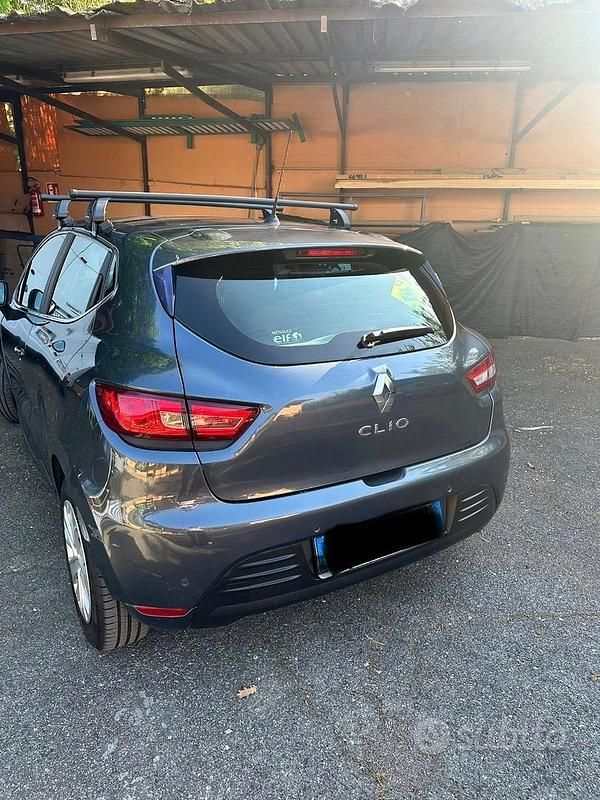 Usata Renault Clio IV Life 75 CV (55 kW) 2018 Grigio Berlina
