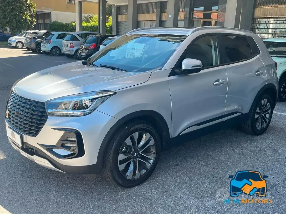 Usata DR DR 5.0 155 CV (114 kW) 2024 Grigio SUV