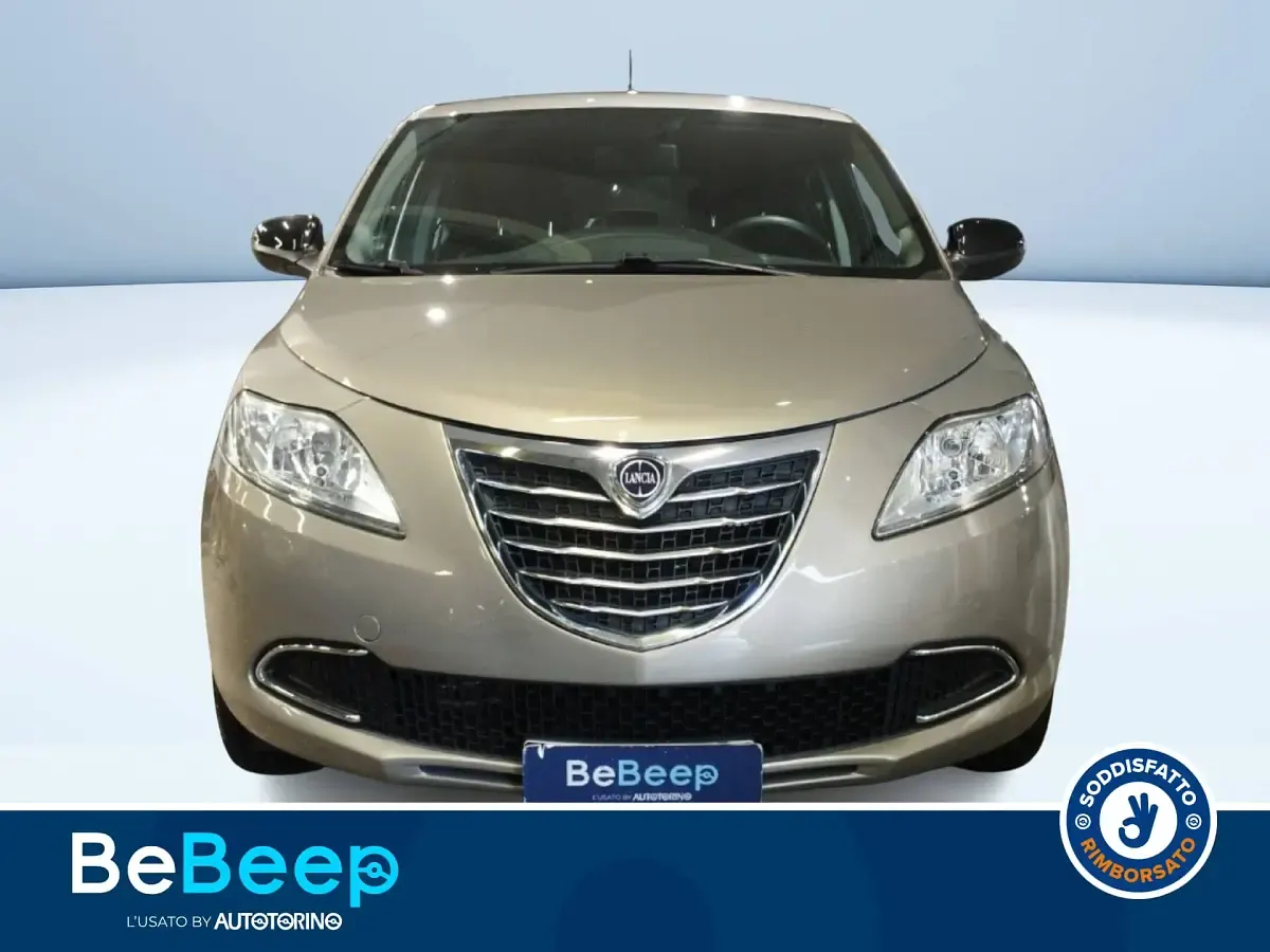 Usata Lancia Ypsilon Gold 85 CV (62 kW) 2014 Beige metallizzato Utilitaria