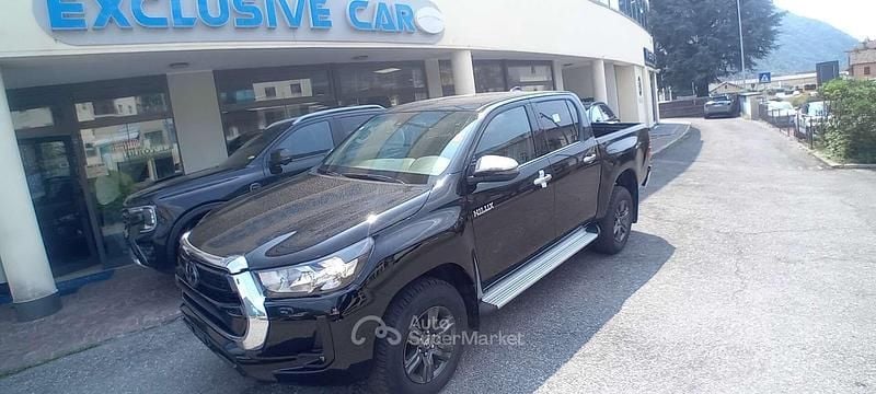 Nuova Toyota HiLux Lounge 204 CV (150 kW) 2025 Nero Pick-up