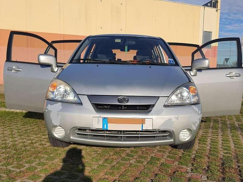 Usata Suzuki Liana GLX 103 CV (75 kW) 2001 Argento Station wagon