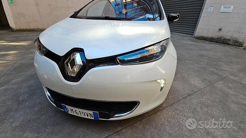Usata Renault Zoe Intens 64 kW (88 CV) 2015 Bianco Utilitaria