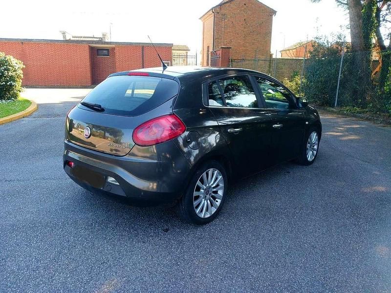 Usata Fiat Bravo Lounge 120 CV (88 kW) 2013 Utilitaria