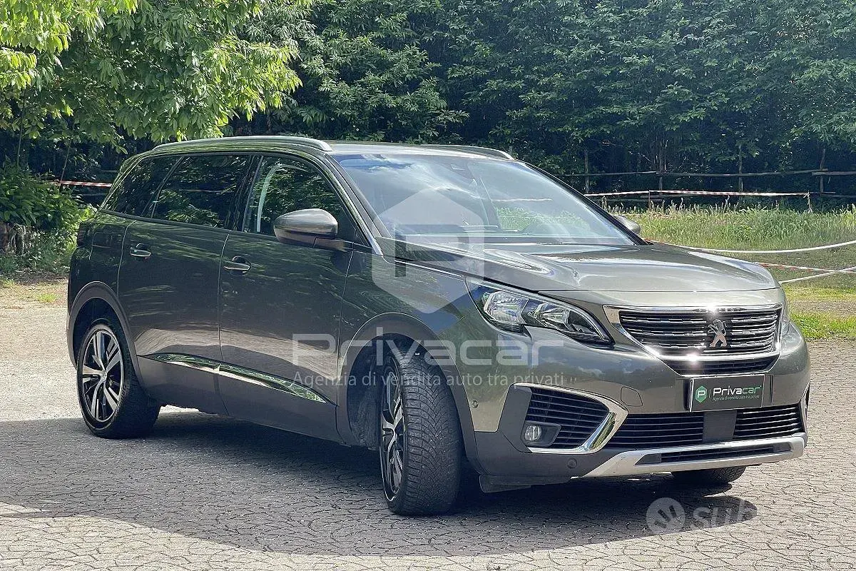 Occasion Peugeot 5008 Allure 131 ch (96 kW) 2019 Vert SUV