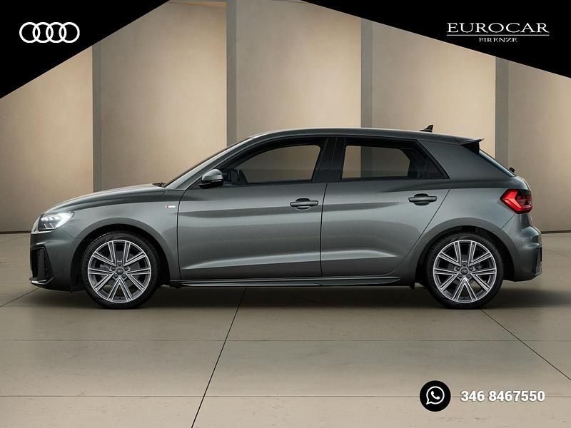 Nuova Audi A1 Sportback S-Line 116 CV (85 kW) 2025 Grigio chronos metallizzato nero mito me Utilitaria