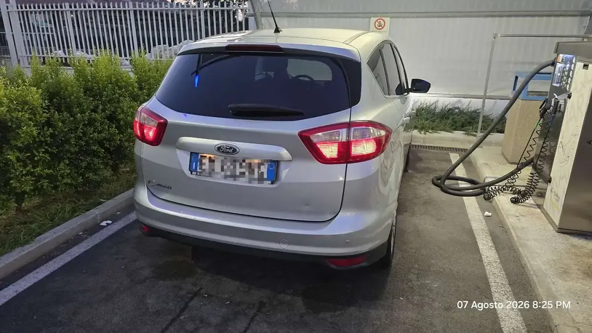 Usata Ford C-MAX Titanium 116 CV (85 kW) 2012 Grigio Monovolume
