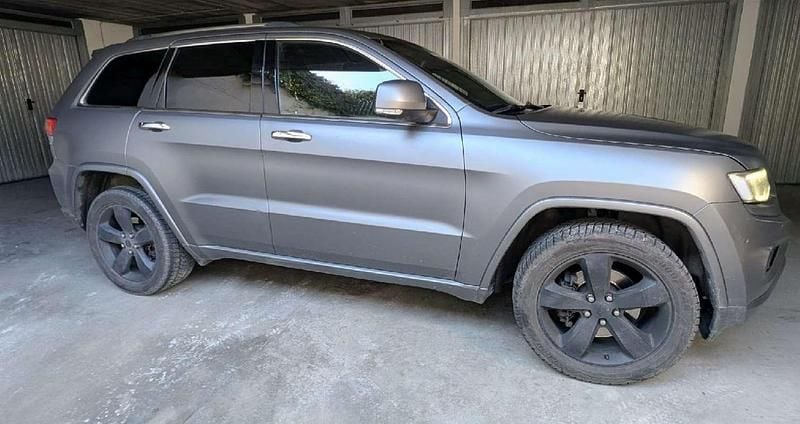 Usata Jeep Grand Cherokee Overland 250 CV (183 kW) 2014 Grigio SUV