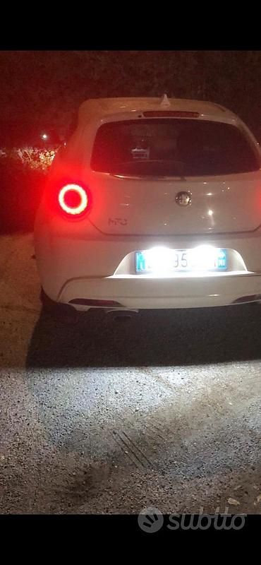 Usata Alfa Romeo MiTo Progression 120 CV (88 kW) 2009 Bianco Utilitaria