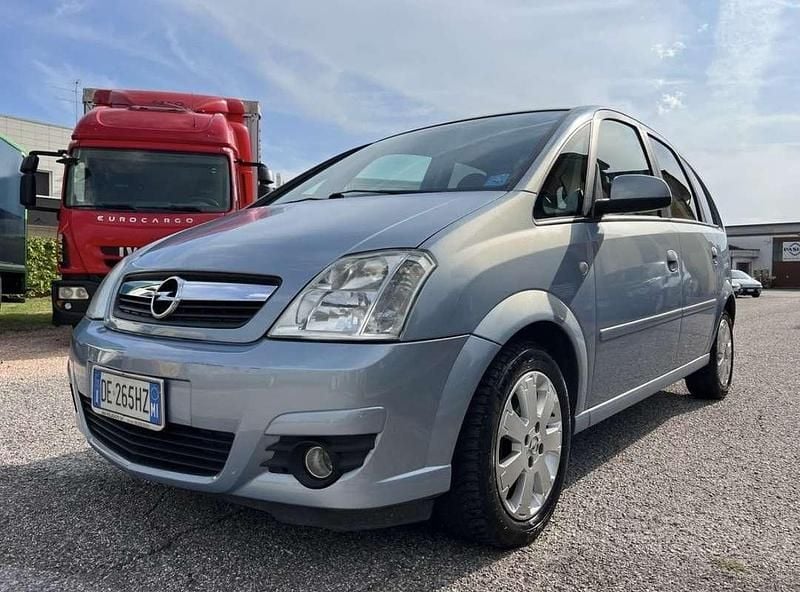 Usata Opel Meriva Cosmo 90 CV (66 kW) 2006 Monovolume