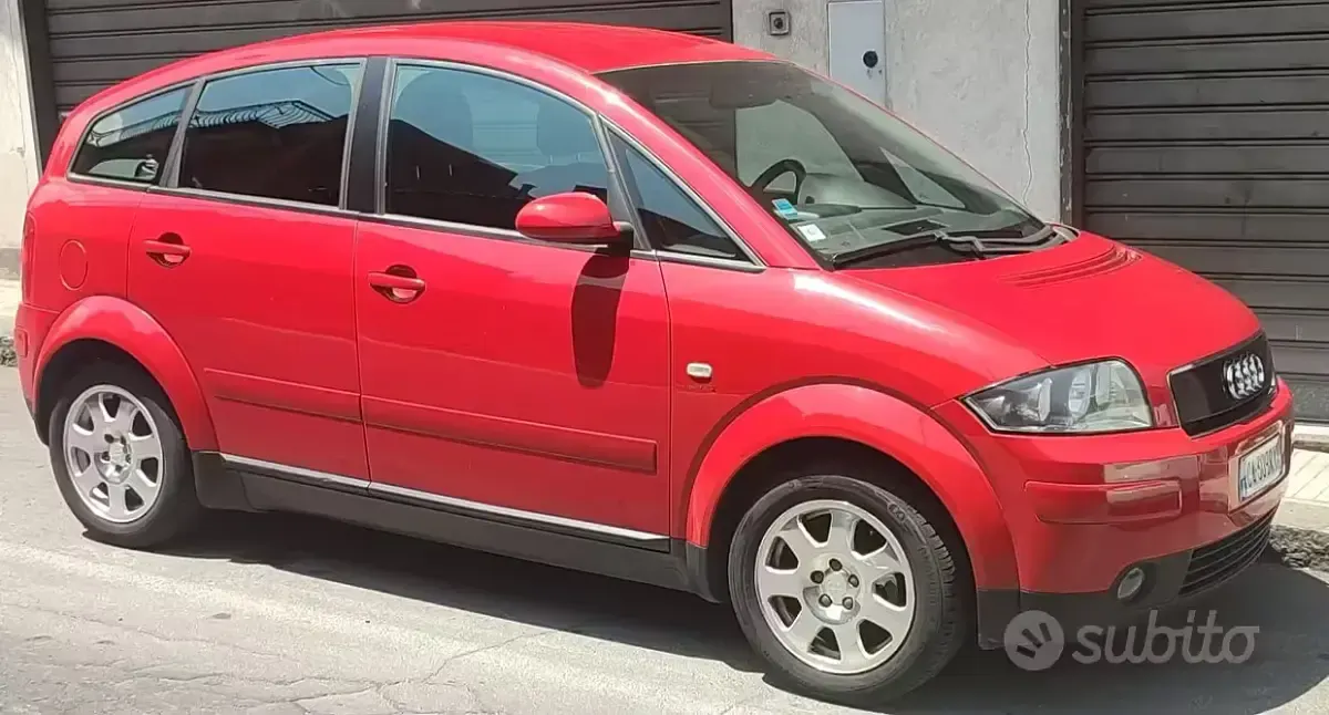 Usata Audi A2 75 CV (55 kW) 2002 Rosso Utilitaria