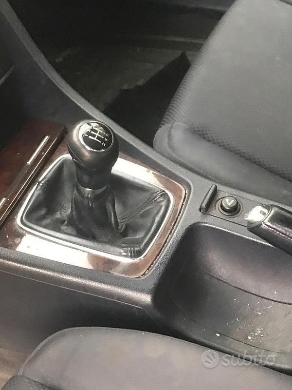 Usata Audi A4 130 CV (95 kW) 2000 Grigio Berlina