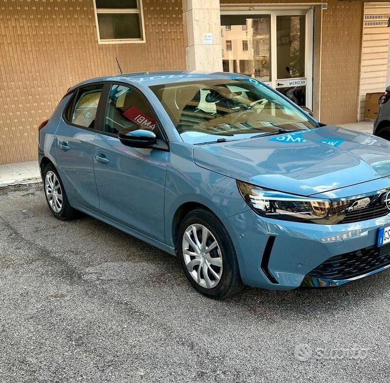 Usata Opel Corsa 101 CV (74 kW) 2024 Utilitaria