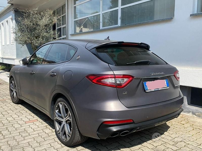 Usata Maserati Levante 350 CV (257 kW) 2019 Grigio SUV