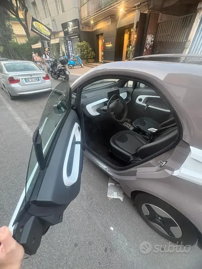 Usata XEV Yoyo 7 kW (10 CV) 2025 Grigio Utilitaria