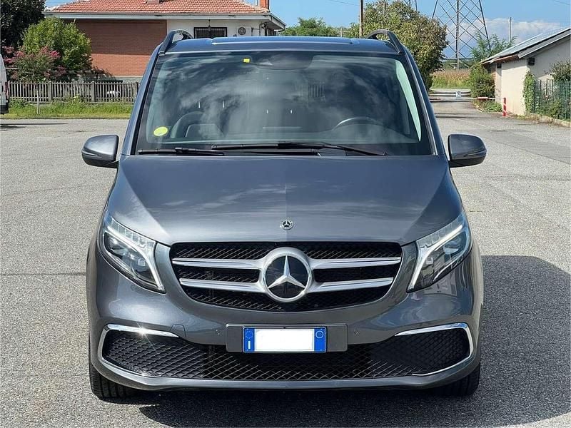 Usata Mercedes V250 Premium 190 CV (139 kW) 2021 Grigio Monovolume